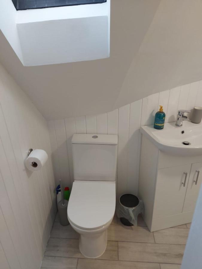 Black Cat Cottage موفات المظهر الخارجي الصورة